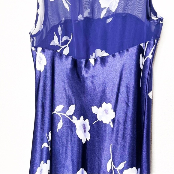 Vintage Halston Satin Peignoir Rose Maxi Sheer Feminine Dainty Dress - Picture 7 of 12